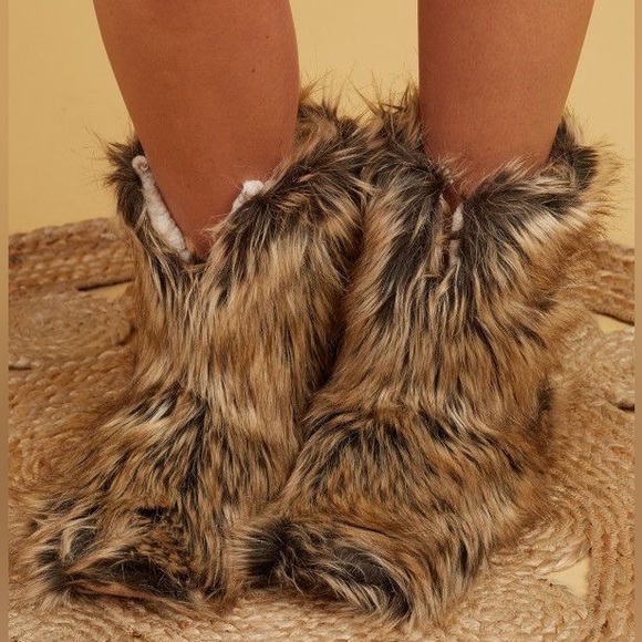 Shoes - Altard state slippers